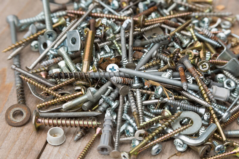 Nails or screws which is the best fastener
